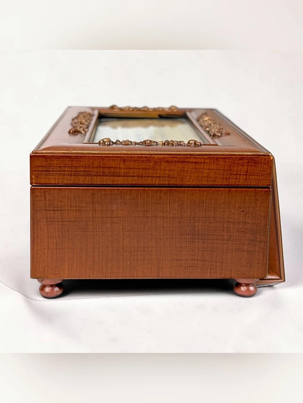 Cottage Garden Music Box Footed Jewelry Box What a Wonderful World Wood-Look